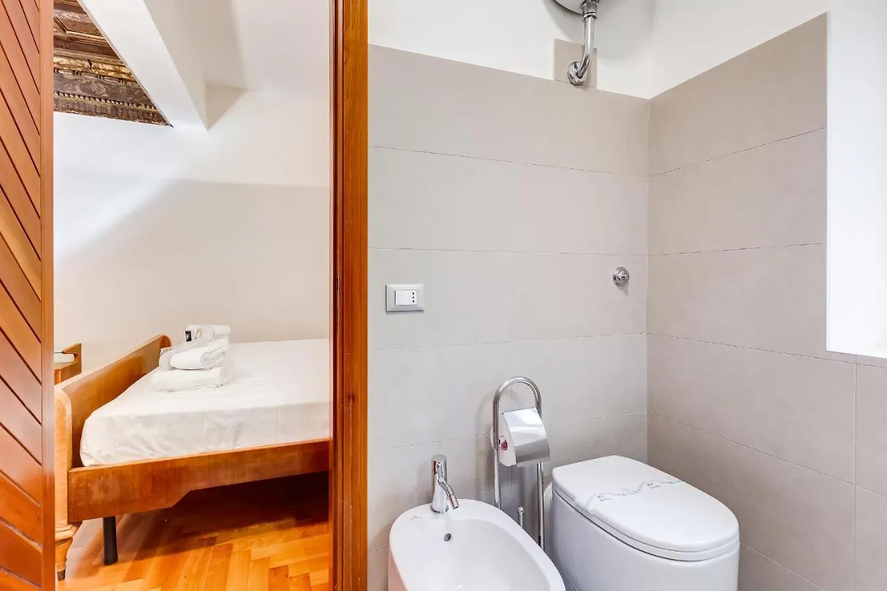 Frattina 89 Apartment Rome